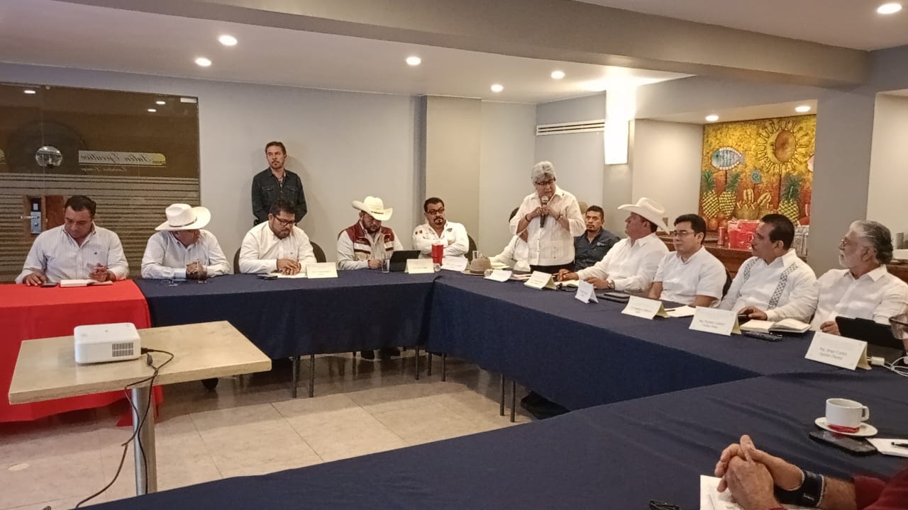 Participa SEDAP en fortalecimiento de medidas contra Gusano Barrenador en Estados del sureste