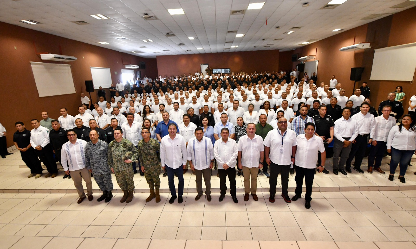 Inaugura Javier May curso de formación inicial para cadetes de nuevo ingreso de la SSPC