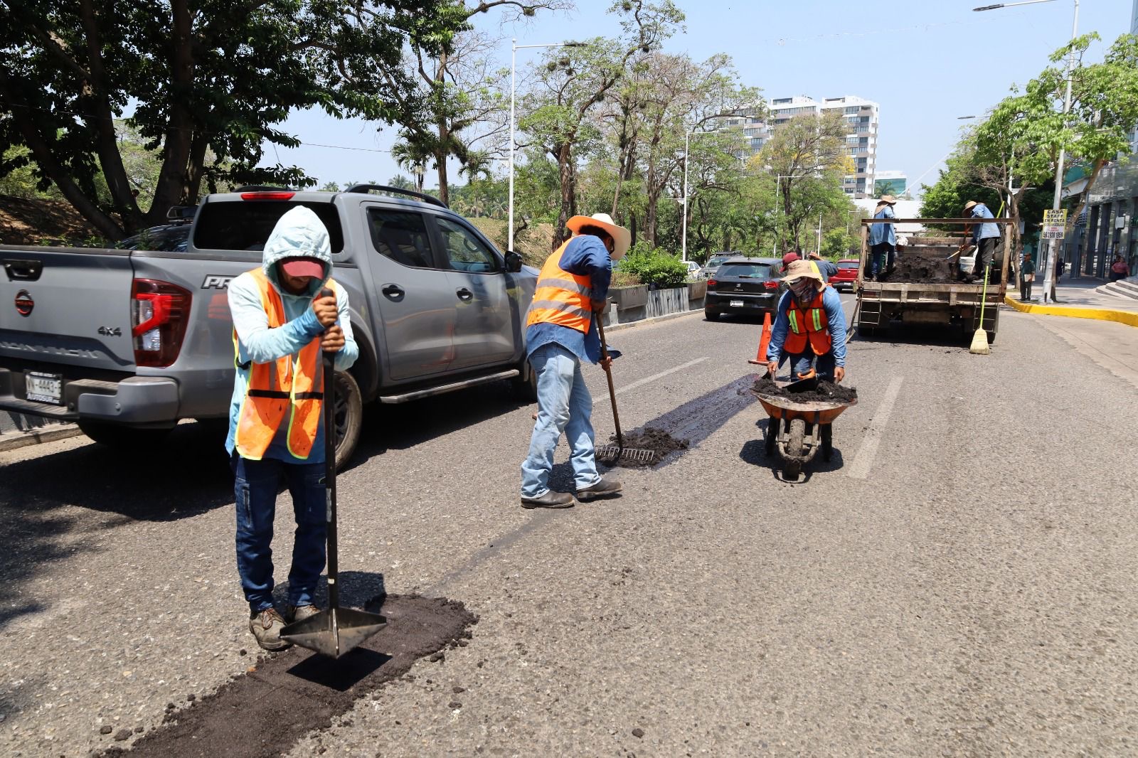 Gobierno de Centro inicia plan especial de bacheo y rehabilitación de vialidades e infraestructura hidráulica