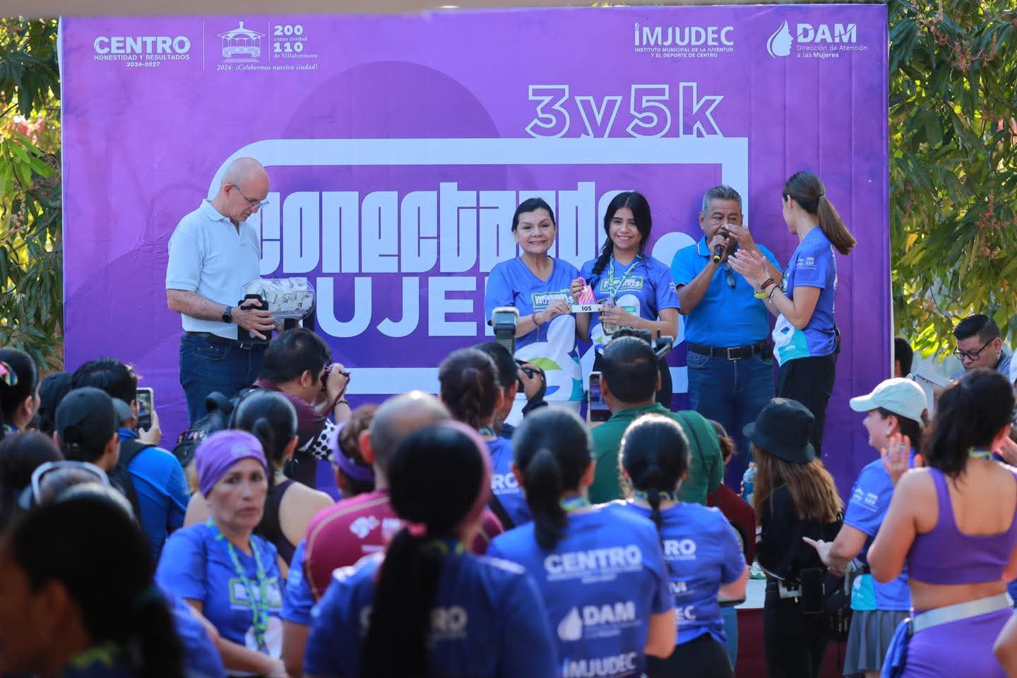 Ratifica Yolanda Osuna su compromiso de propiciar equidad y justicia social en favor de las mujeres