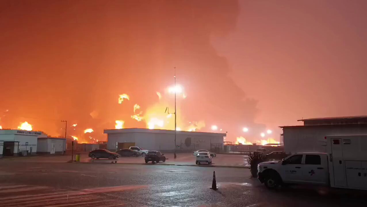 Pemex confirma muerte de cinco personas y brinda atención a los lesionados