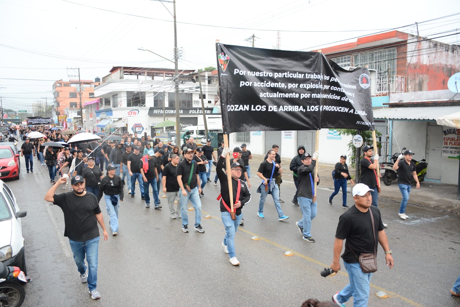 Petroleros merecen buenos salarios y prestaciones por ser Pemex una industria de riesgo: Sección 44 STPRM 