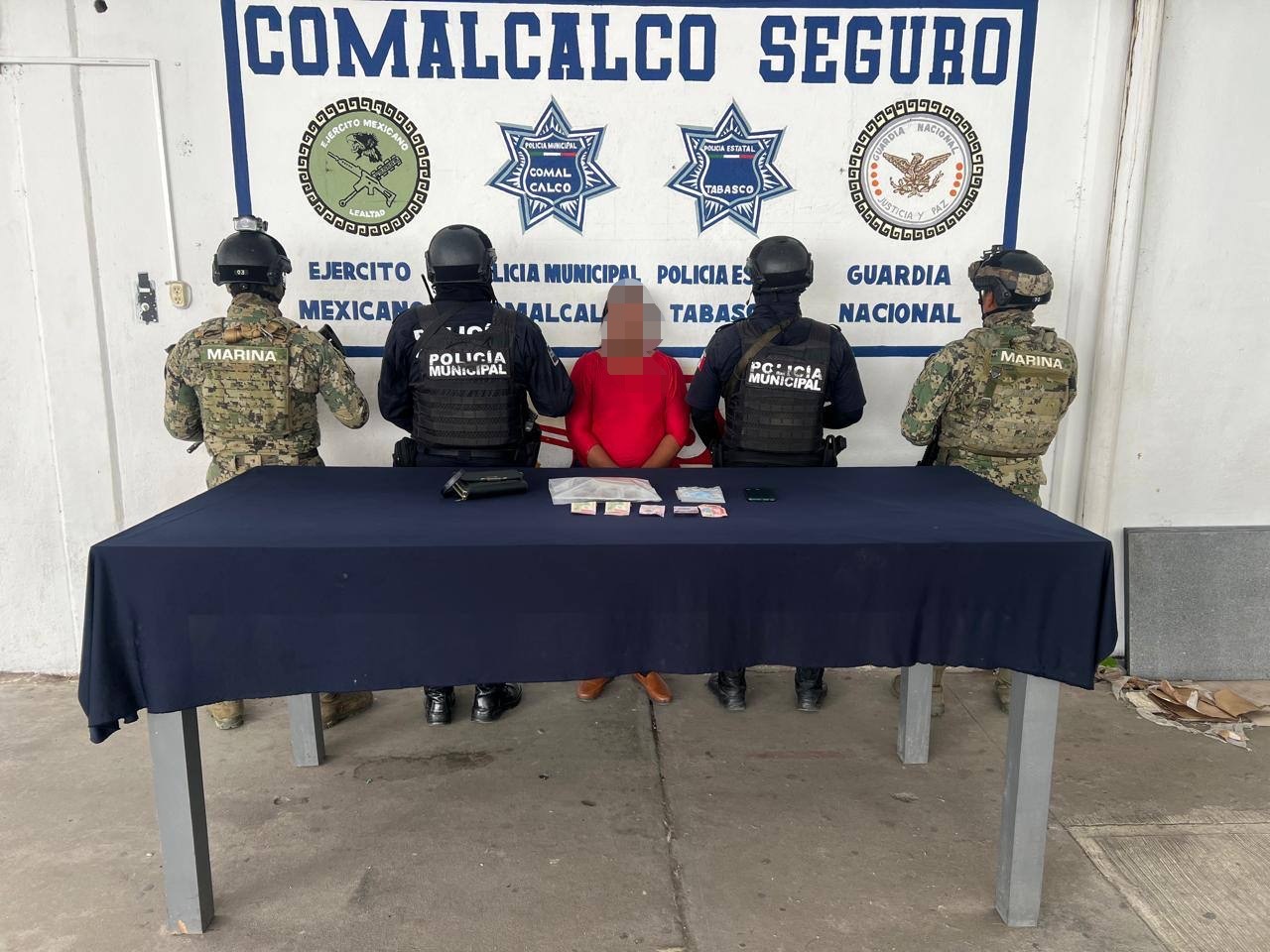 Detienen a mujer en Comalcalco con marihuana y “cristal”