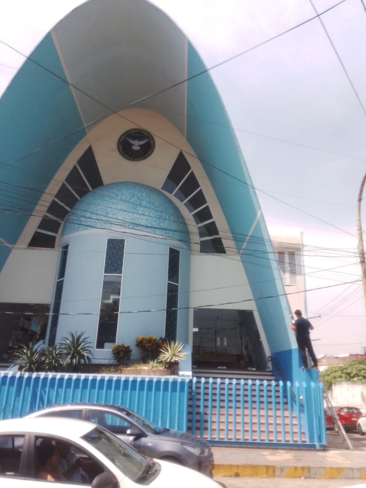 Reinstalan cámaras de seguridad en templo presbiteriano tras diálogo con Gobierno de Tabasco