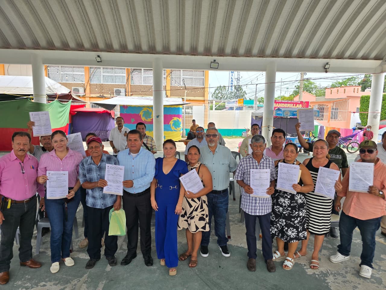 Ponen fin a incertidumbre jurídica de más habitantes de Jalpa de Méndez