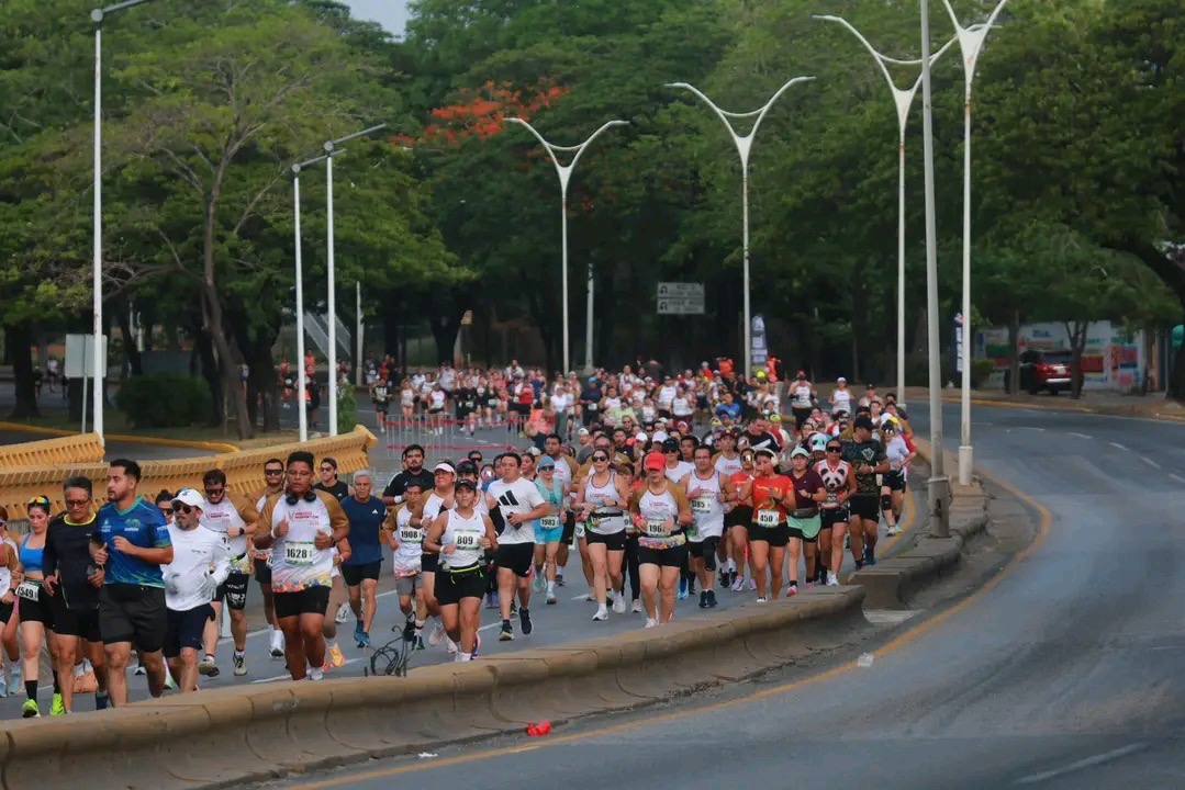Se lleva acabo el Medio Maratón de Villahermosa; considerado entre los más importantes del sureste mexicano