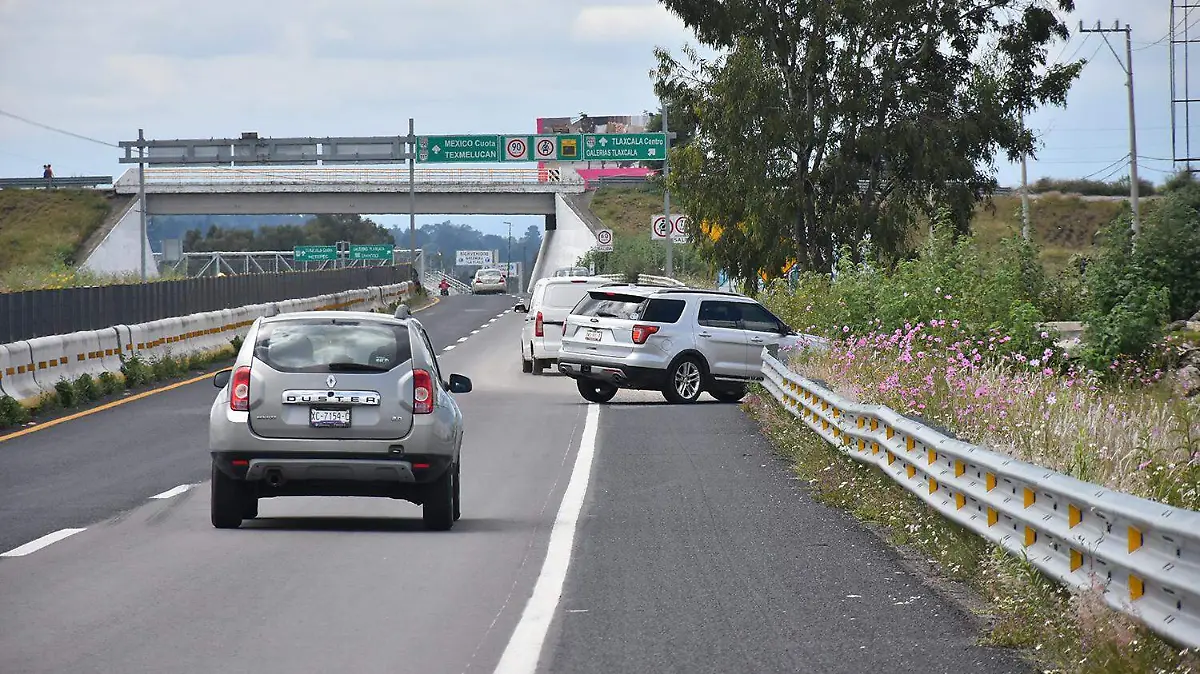 Canacar analiza costear señalización en accesos "irregulares"