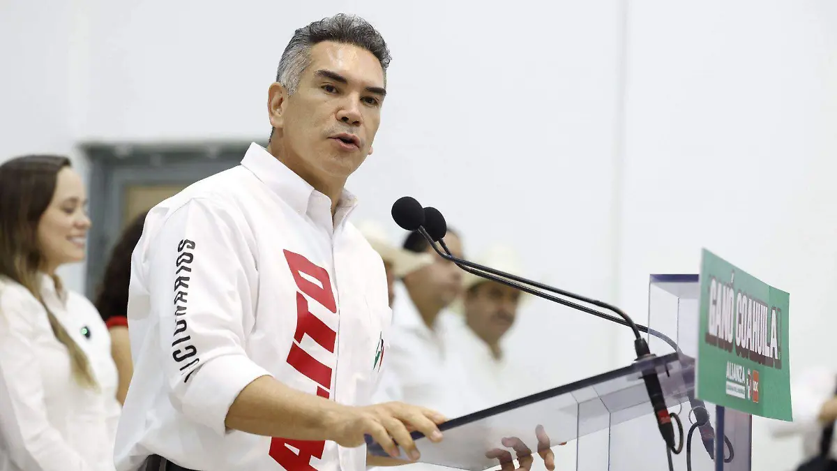 PRI responde a Morena: "Se les olvida que los programas federales los creó el PRI", afirma Miguel Barrueta
