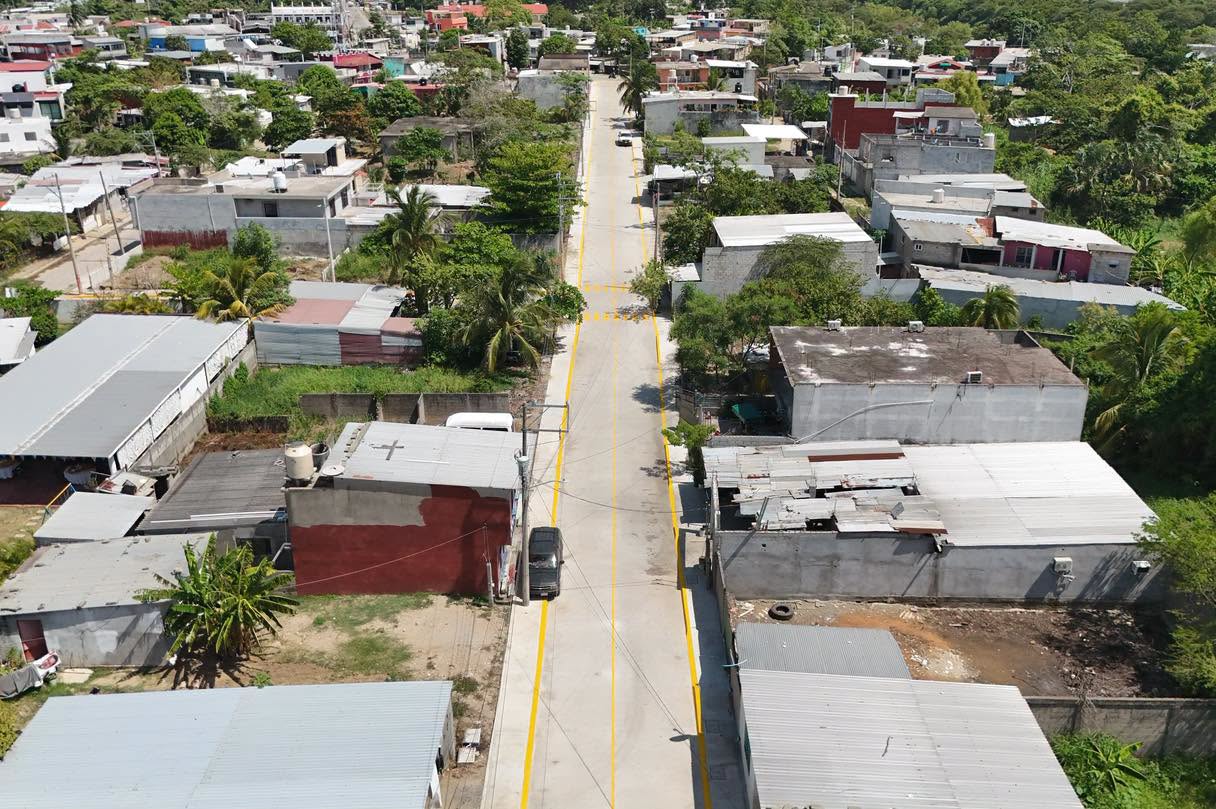 Inaugura Yolanda Osuna obras integrales en las calles Rubí y Laguna de Gaviotas Sur sector Coquitos