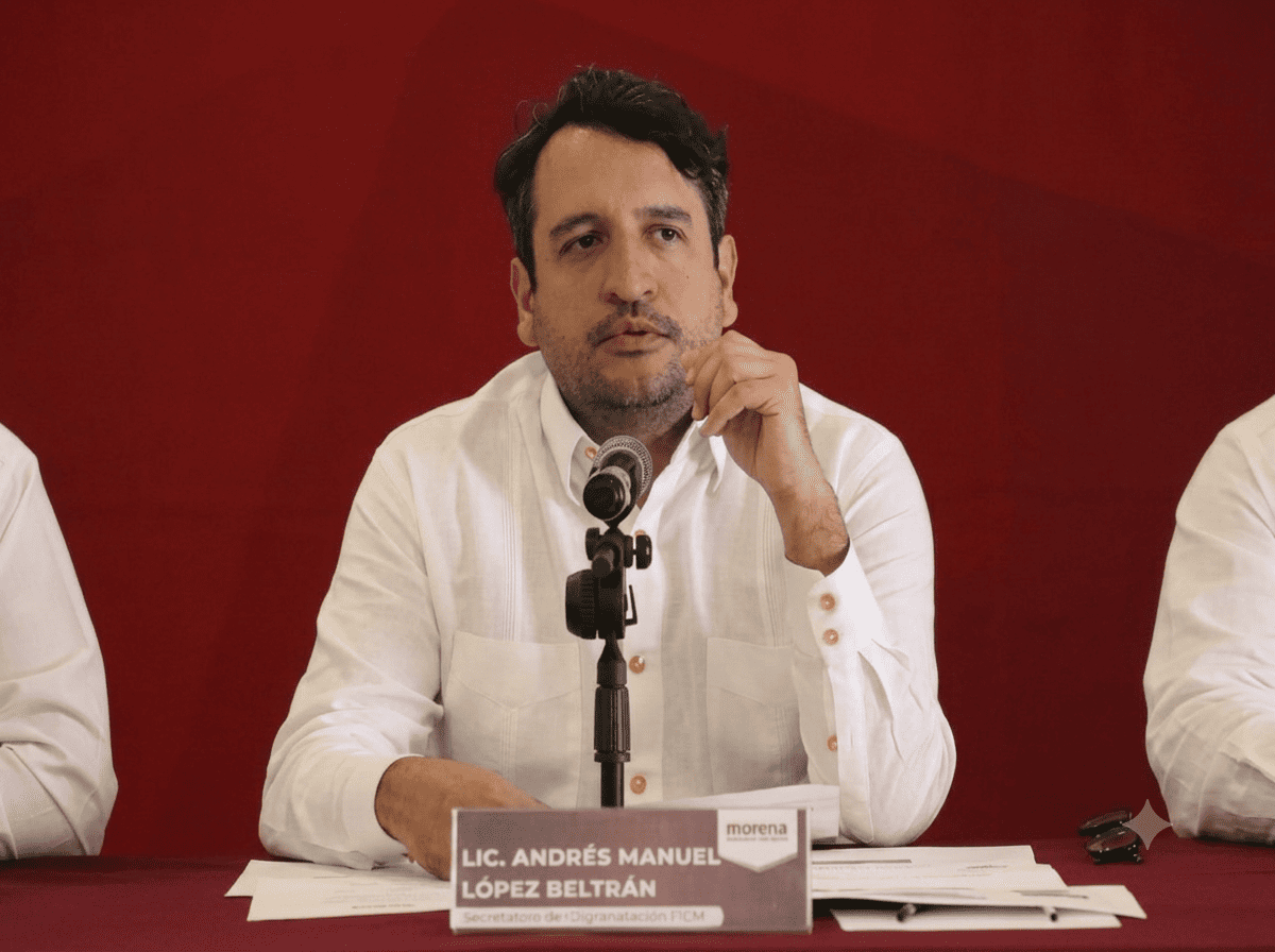 Responde López Beltrán a sus "malquerientes", niega que cometa actos anticipados de campaña