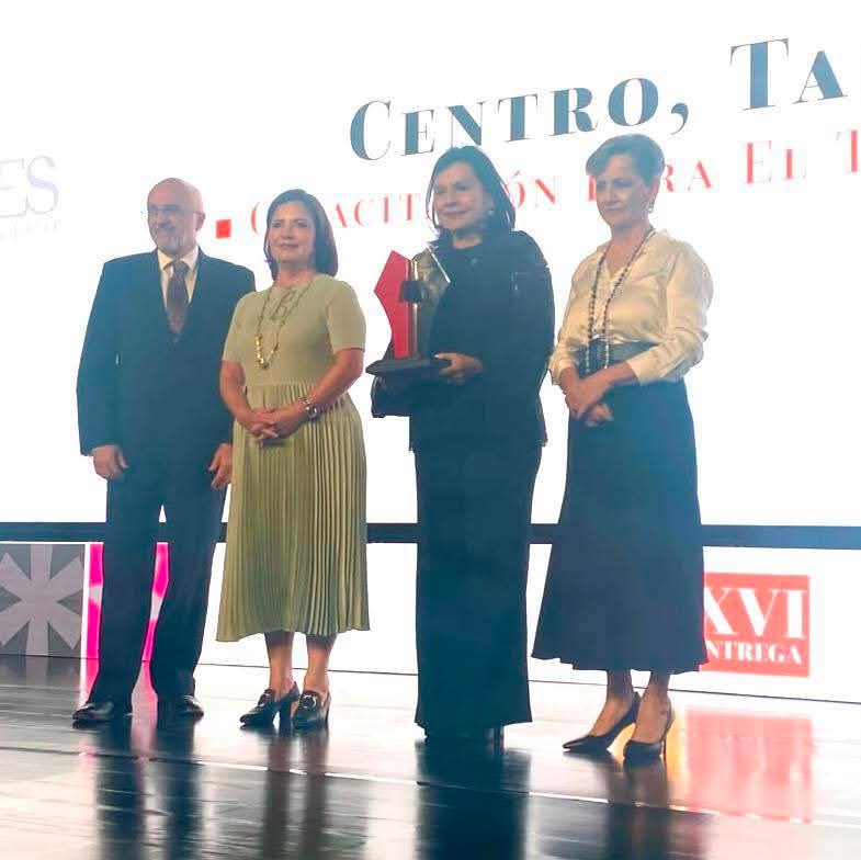 Reconocen a Centro en Mejores Prácticas de Gobiernos Locales por el programa “Emprendedores al Centro”