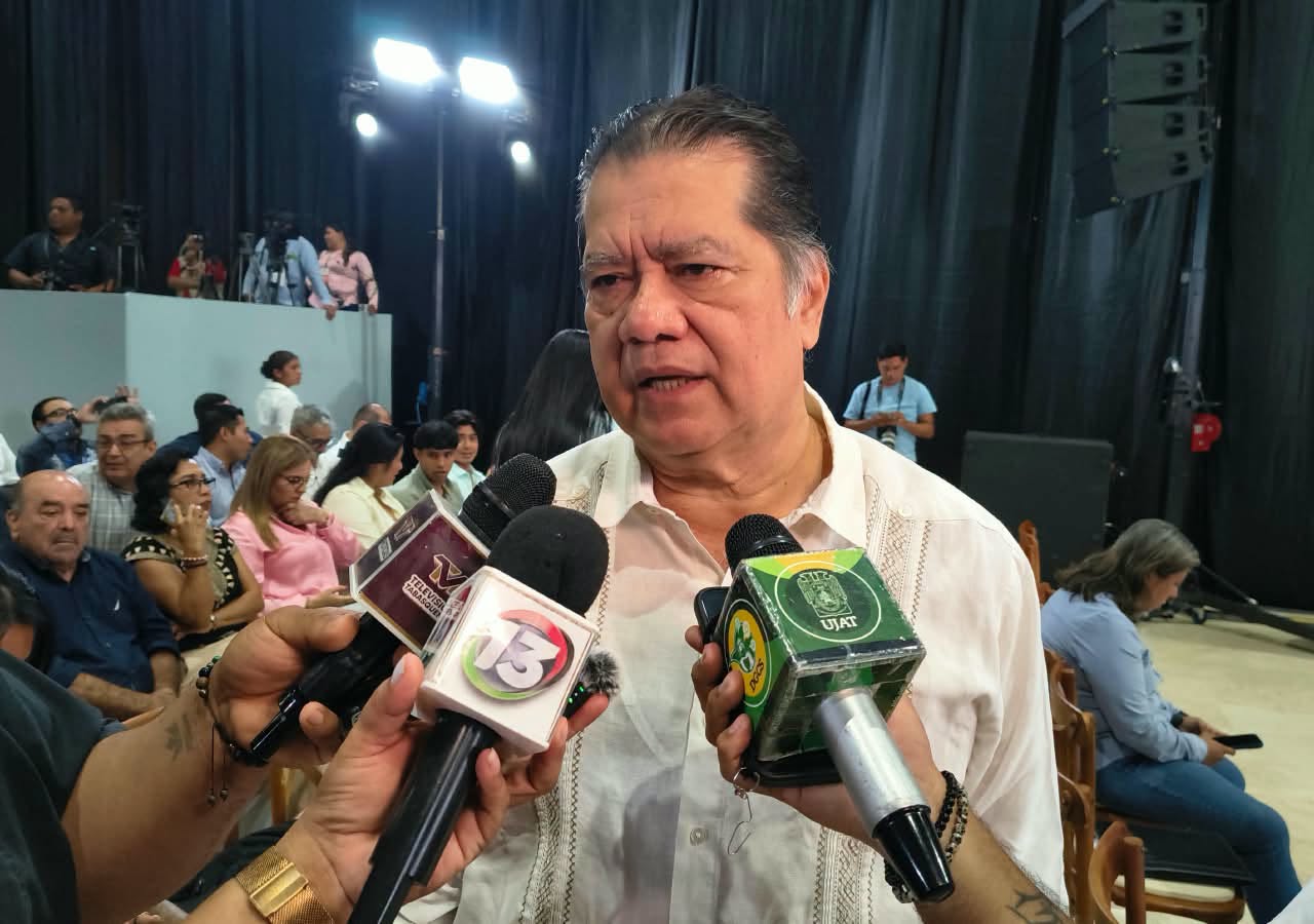 “Estamos muy mal en comprensión lectora”, advierte rector de la UJAT