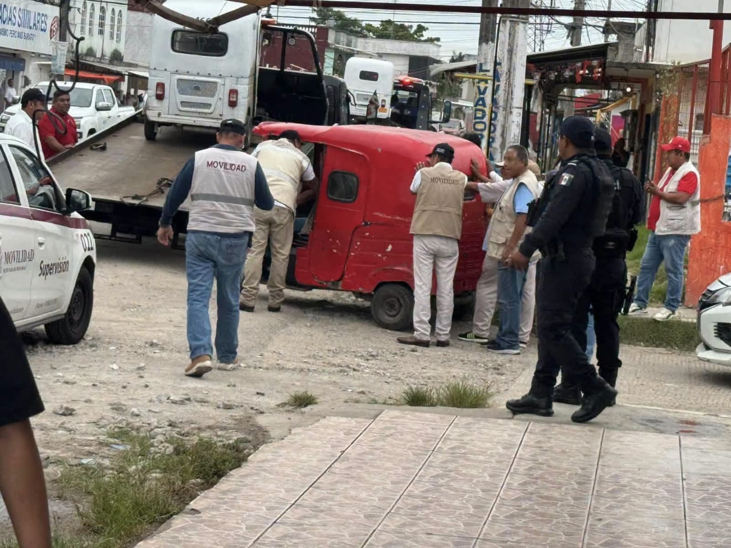 Detectan menores de edad conduciendo pochimóviles durante operativos en Villahermosa 